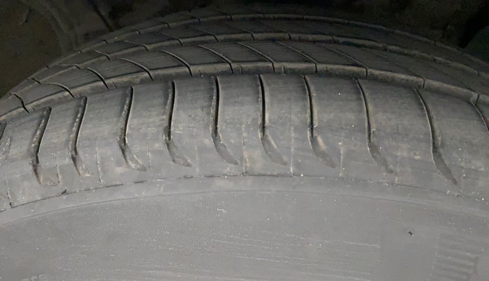 2020 Hyundai Creta SX (O) IVT 1.5 PETROL, Petrol, Automatic, 40,713 km, Right Front Tyre Tread