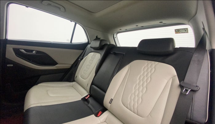 2020 Hyundai Creta SX (O) IVT 1.5 PETROL, Petrol, Automatic, 40,713 km, Right Side Rear Door Cabin