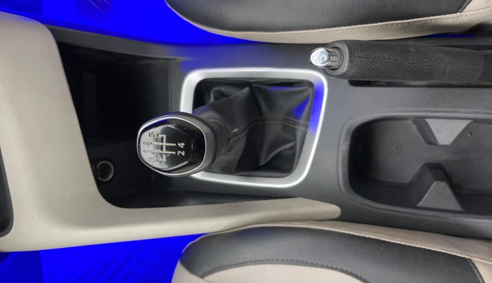 2021 Nissan MAGNITE XL, Petrol, Manual, 33,742 km, Gear Lever