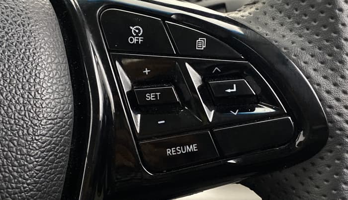 2024 Mahindra XUV 3XO AX5 1.2 L TCMPFI AT, Petrol, Automatic, 12,756 km, Adaptive Cruise Control