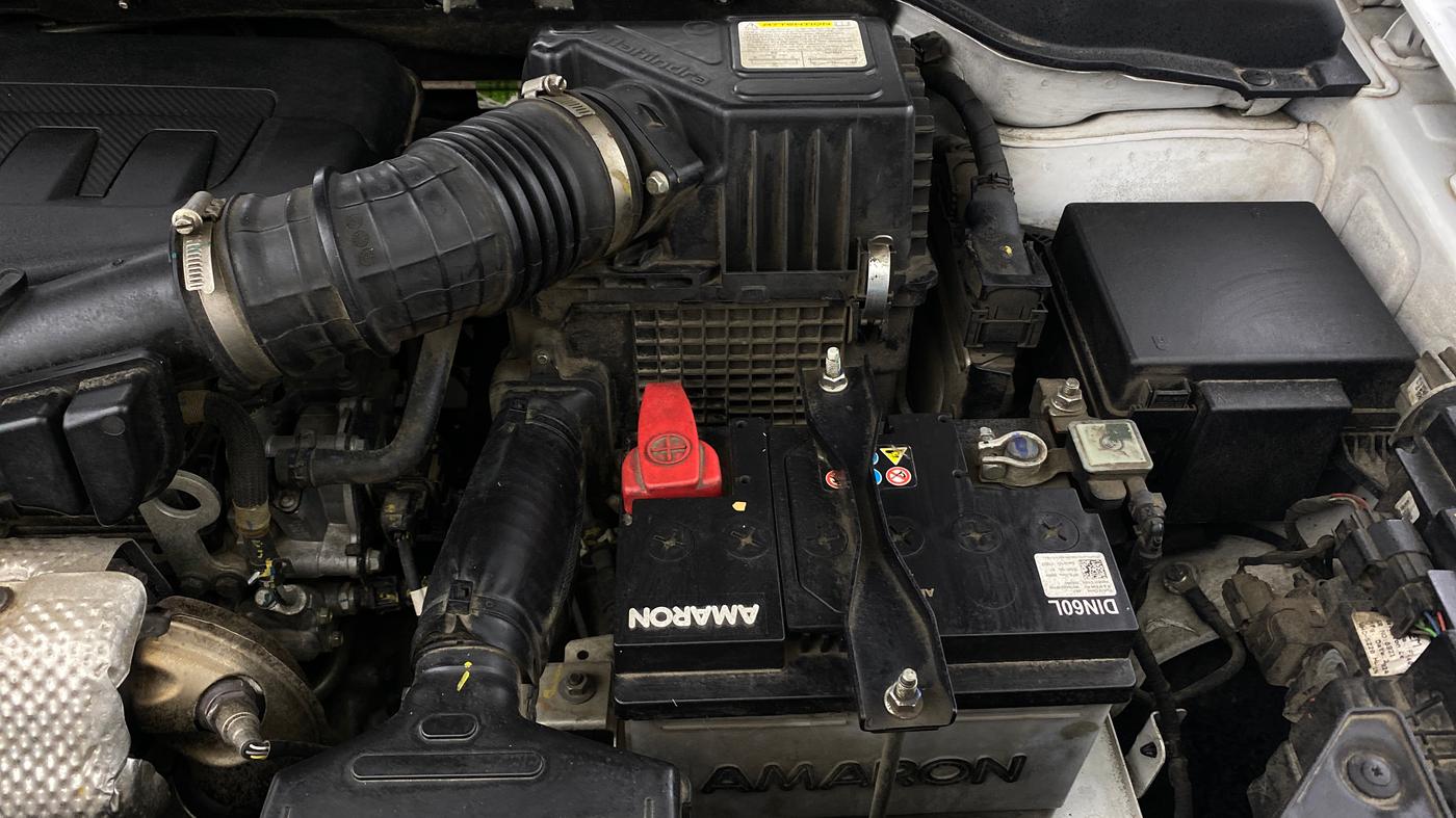 2024 Mahindra XUV 3XO AX5 1.2 L TCMPFI AT, Petrol, Automatic, 12,756 km, Engine View - Left