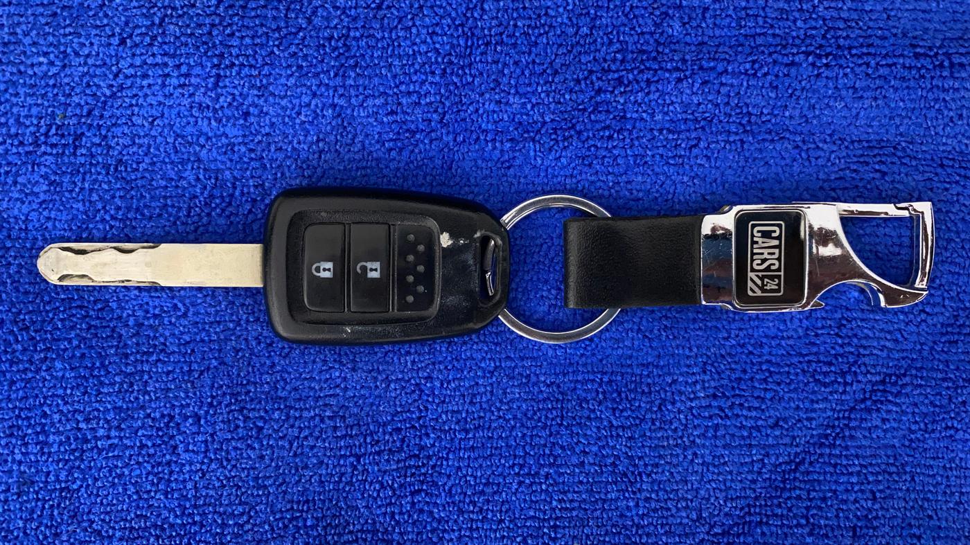 2015 Honda Jazz 1.2L I-VTEC V AT, Petrol, Automatic, 46,143 km, Key Close Up