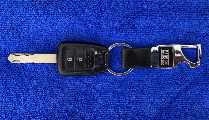 2015 Honda Jazz 1.2L I-VTEC V AT, Petrol, Automatic, 46,143 km, Key Close Up