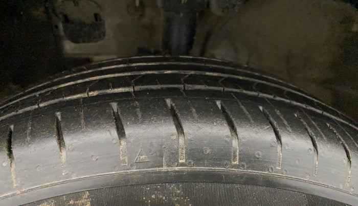 2023 Hyundai VENUE S(O) 1.2, Petrol, Manual, 79,410 km, Left Front Tyre Tread