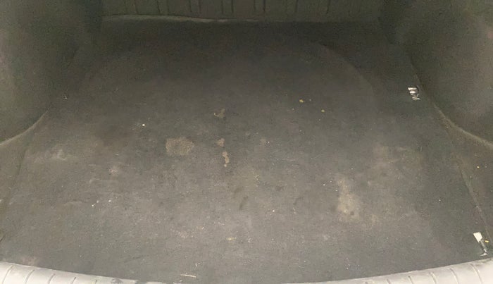 2018 Hyundai Verna 1.6 VTVT SX (O) AT, Petrol, Automatic, 68,366 km, Boot Inside