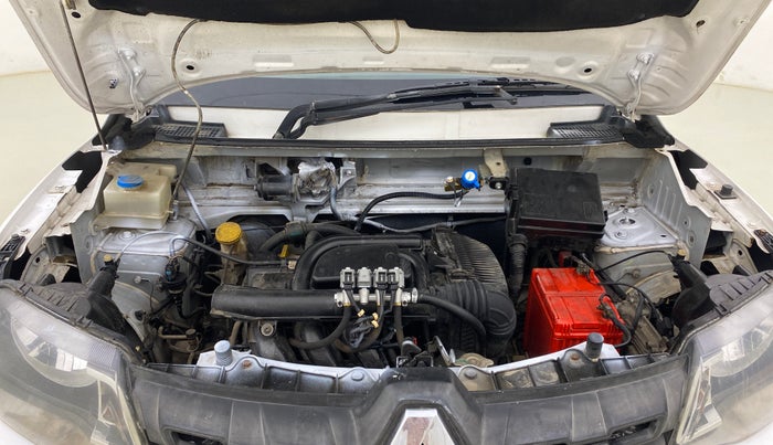 2017 Renault Kwid RXT 1.0 AMT, CNG, Automatic, 40,336 km, Engine View