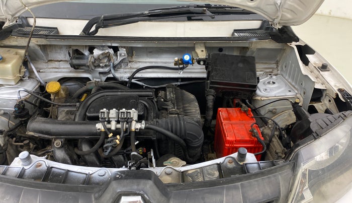 2017 Renault Kwid RXT 1.0 AMT, CNG, Automatic, 40,336 km, Engine View - Left