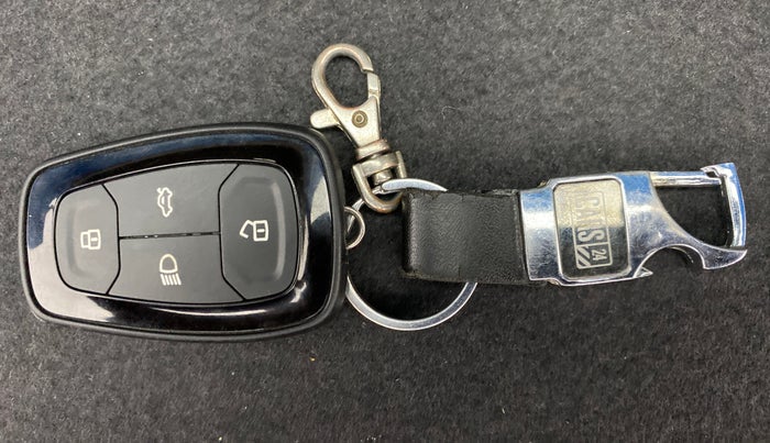 2019 Tata NEXON XZA + 1.2 PETROL A/T, Petrol, Automatic, 10,953 km, Key Close Up