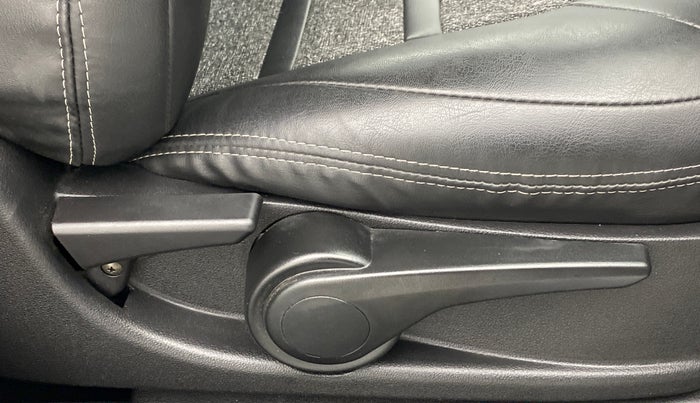 2019 Tata NEXON XZA + 1.2 PETROL A/T, Petrol, Automatic, 10,953 km, Driver Side Adjustment Panel