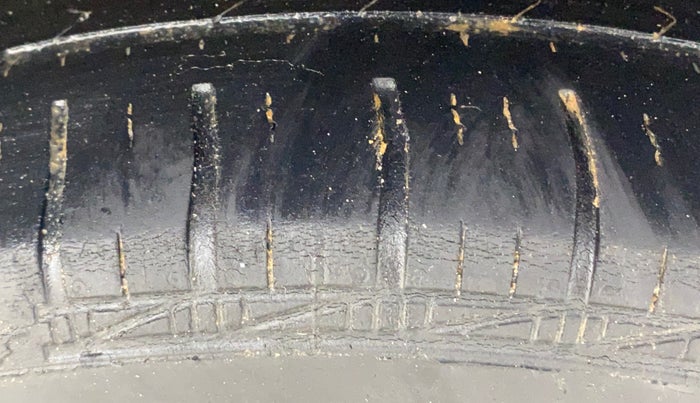 2019 Volkswagen Polo TRENDLINE 1.0L, Petrol, Manual, 75,876 km, Left Rear Tyre Tread