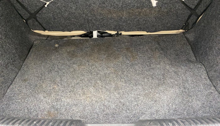 2019 Volkswagen Polo TRENDLINE 1.0L, Petrol, Manual, 75,876 km, Boot Inside