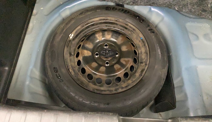 2017 Maruti Baleno DELTA PETROL 1.2, Petrol, Manual, 1,28,599 km, Spare Tyre