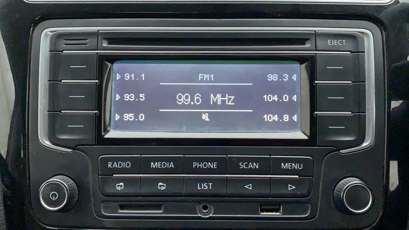 2015 Volkswagen Polo GT TSI AT, Petrol, Automatic, 43,212 km, Infotainment System