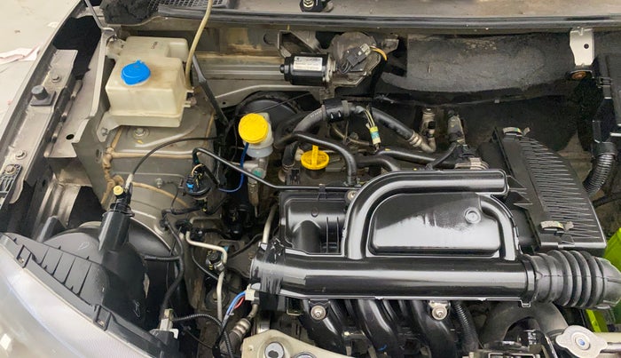 2016 Renault Kwid RXT 0.8, Petrol, Manual, 85,151 km, Engine View - Right