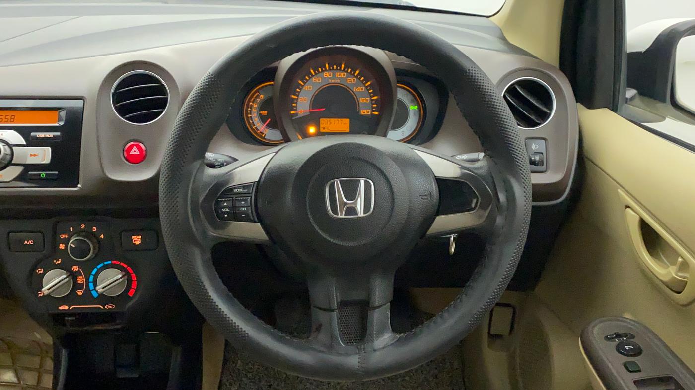 2014 Honda Brio S MT, Petrol, Manual, 35,177 km, Steering Wheel Close Up