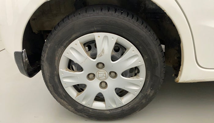 2014 Honda Brio S MT, Petrol, Manual, 35,177 km, Right Rear Wheel