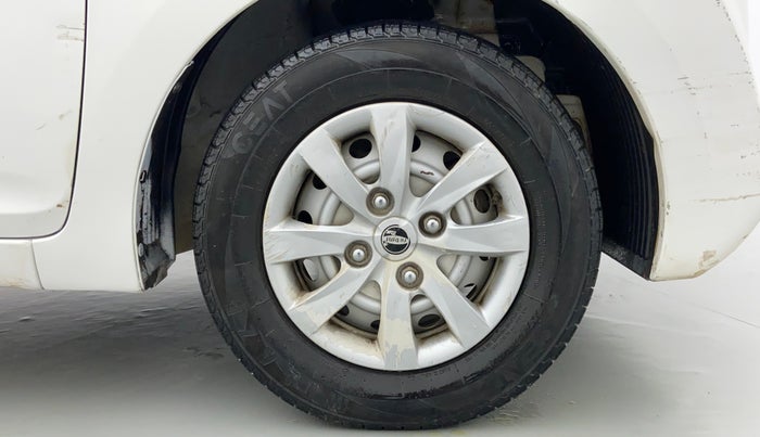 2016 Hyundai Eon ERA +, Petrol, Manual, 38,786 km, Right Front Wheel