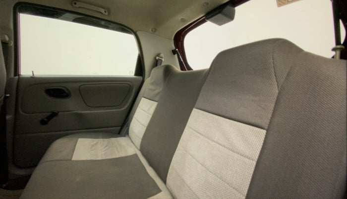 2014 Maruti Alto K10 LXI, Petrol, Manual, 57,685 km, Right Side Rear Door Cabin