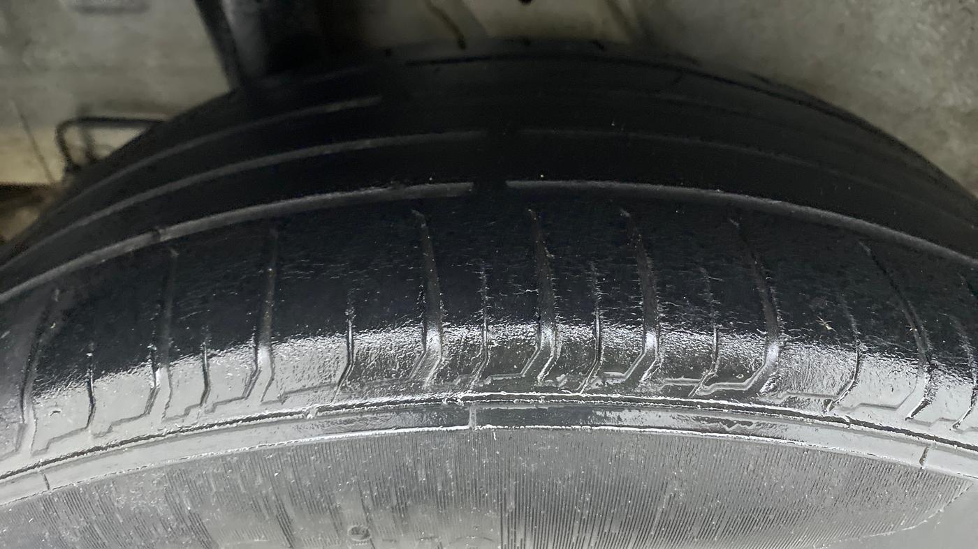 2019 Hyundai VENUE SX PLUS 1.0 TURBO DCT, Petrol, Automatic, 76,548 km, Right Rear Tyre Tread