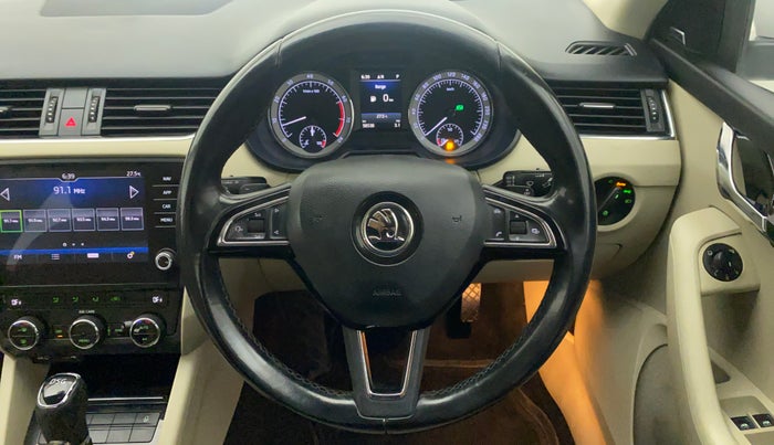 2017 Skoda Octavia L&K 1.8 TSI AT, Petrol, Automatic, 58,930 km, Steering Wheel Close Up