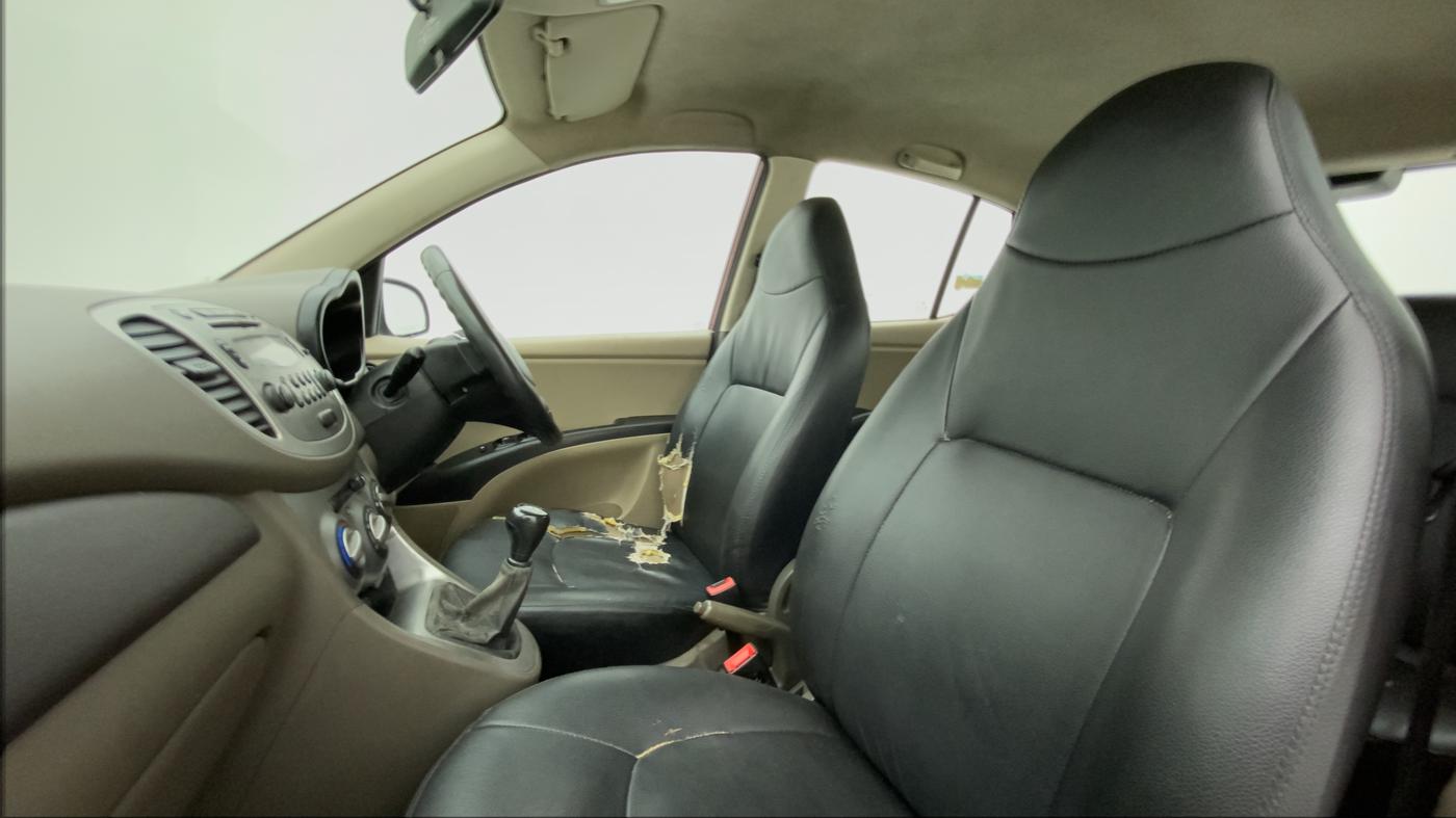 2014 Hyundai i10 SPORTZ 1.1, Petrol, Manual, 87,796 km, Right Side Front Door Cabin