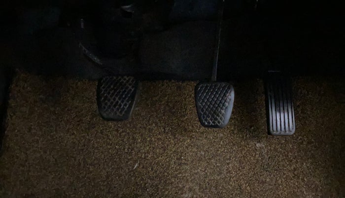 2015 Honda Brio S MT, Petrol, Manual, 71,759 km, Pedals