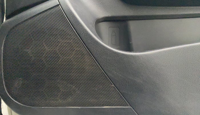 2017 Maruti Swift VXI OPT, Petrol, Manual, 1,31,109 km, Speaker