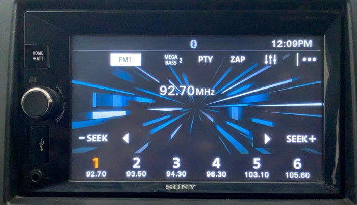 2017 Maruti Swift VXI OPT, Petrol, Manual, 1,31,109 km, Touchscreen Infotainment System