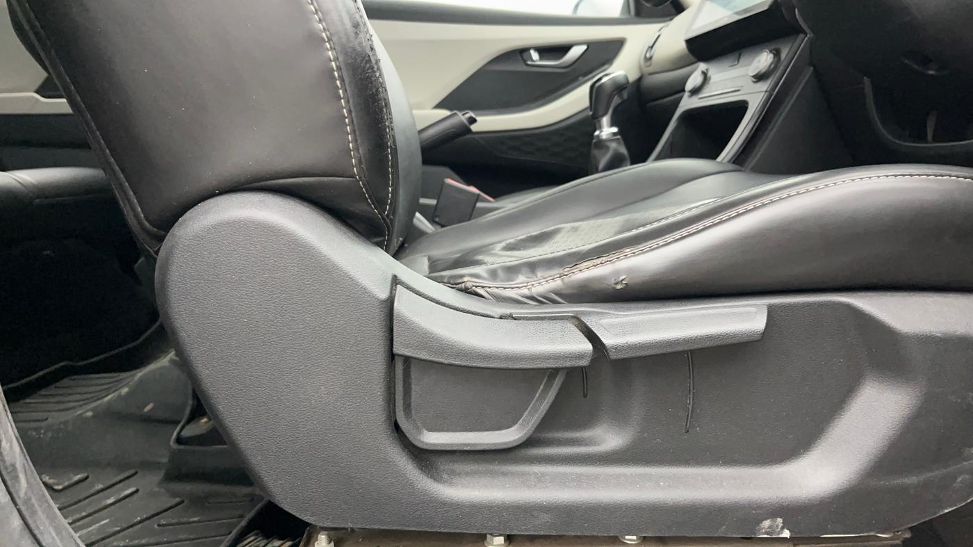 2022 Hyundai Creta SX EXECUTIVE 1.5 PETROL, Petrol, Manual, 73,233 km, Driver Side Adjustment Panel