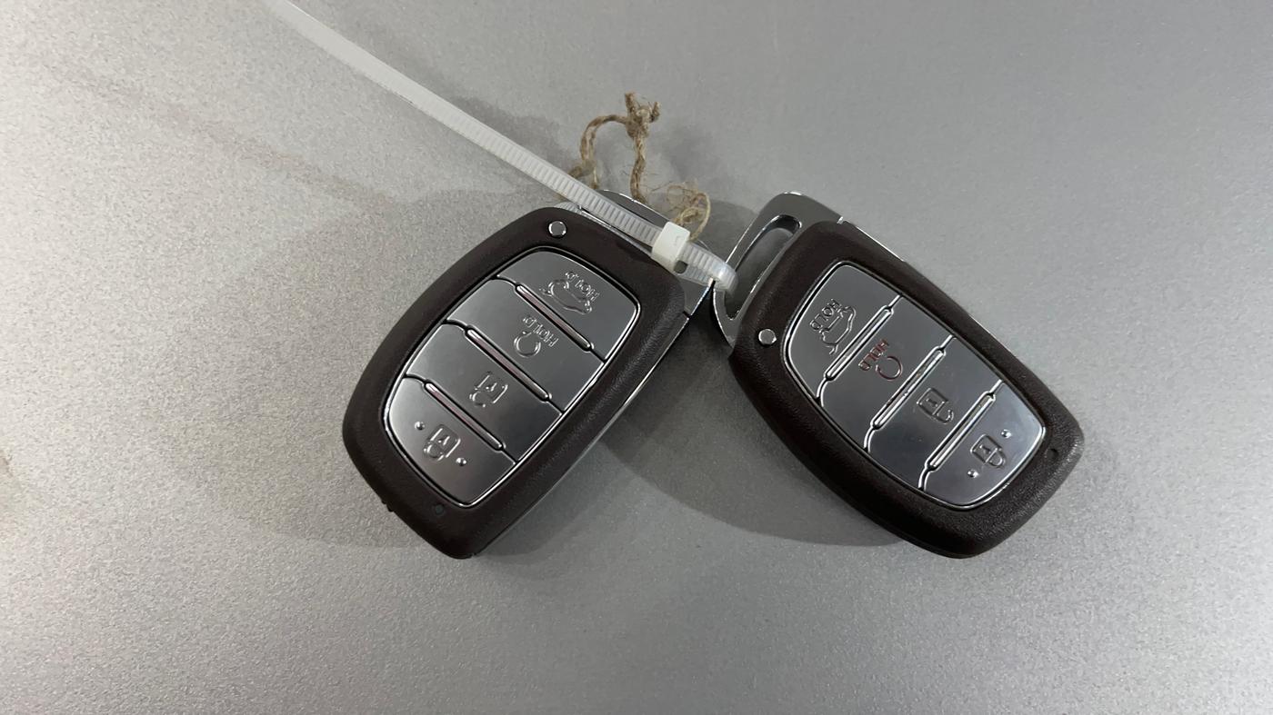 2022 Hyundai Creta SX EXECUTIVE 1.5 PETROL, Petrol, Manual, 73,233 km, Key Close Up