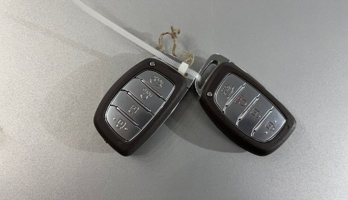 2022 Hyundai Creta SX EXECUTIVE 1.5 PETROL, Petrol, Manual, 79,869 km, Key Close Up