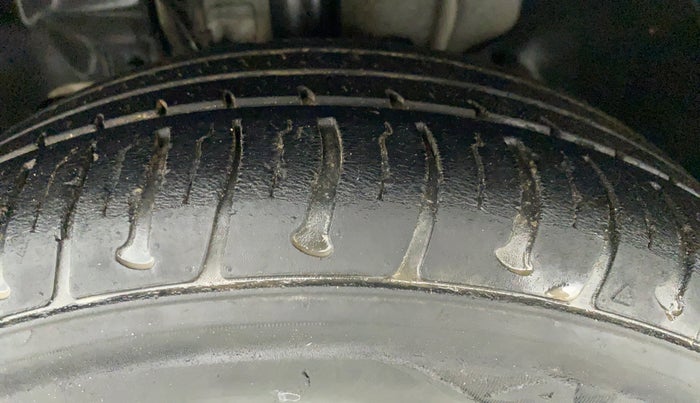 2019 Tata Tiago XZA 1.2 REVOTRON, Petrol, Automatic, 52,164 km, Left Front Tyre Tread