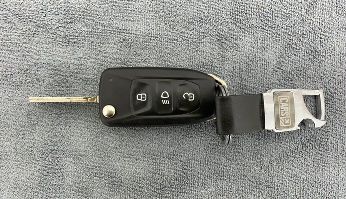 2019 Tata Tiago XZA 1.2 REVOTRON, Petrol, Automatic, 52,164 km, Key Close Up