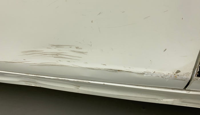 2019 Tata Tiago XZA 1.2 REVOTRON, Petrol, Automatic, 52,164 km, Front passenger door - Minor scratches