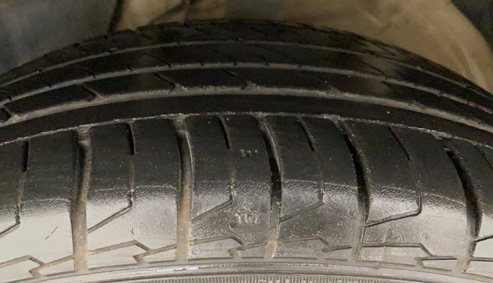 2019 MG HECTOR SHARP 1.5 DCT PETROL, Petrol, Automatic, 37,774 km, Left Front Tyre Tread