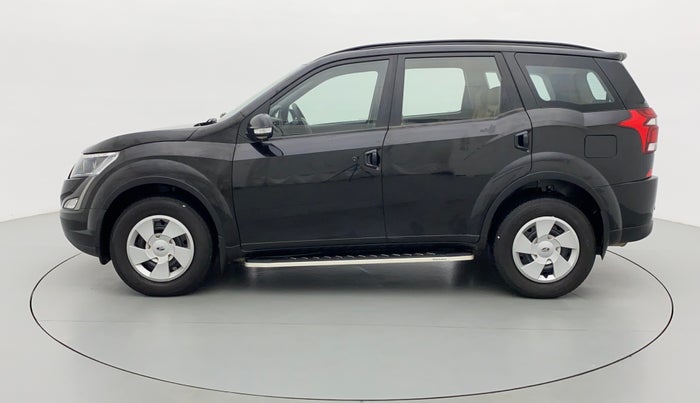 2019 Mahindra XUV500 W7 FWD, Diesel, Manual, 17,141 km, Left Side