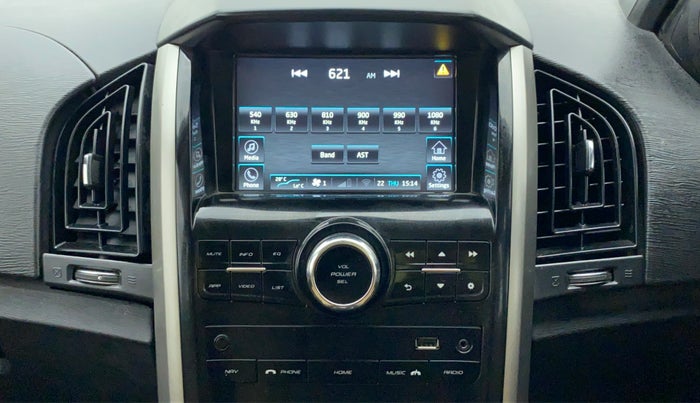 2019 Mahindra XUV500 W7 FWD, Diesel, Manual, 17,141 km, Infotainment System