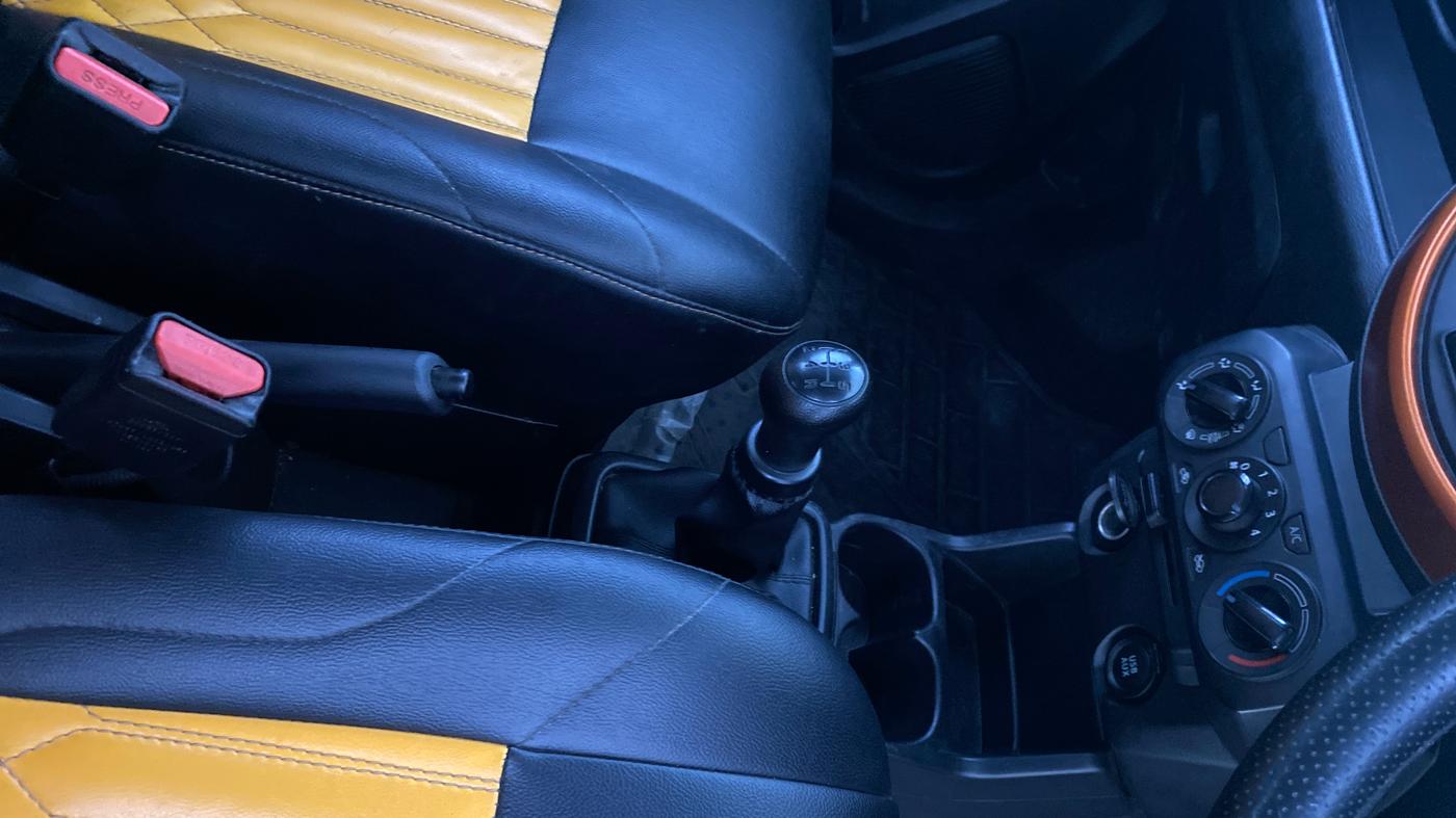 2021 Maruti S PRESSO VXI+, Petrol, Manual, 42,853 km, Gear Lever