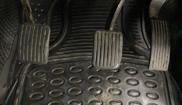 2016 Hyundai i10 MAGNA 1.1, Petrol, Manual, 57,449 km, Pedals