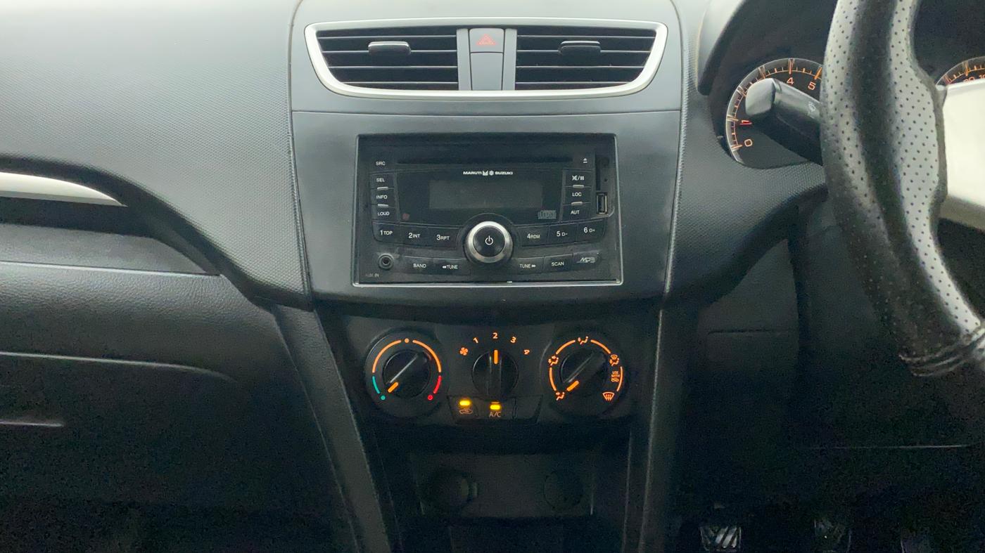 2013 Maruti Swift VXI, Petrol, Manual, 80,824 km, Air Conditioner