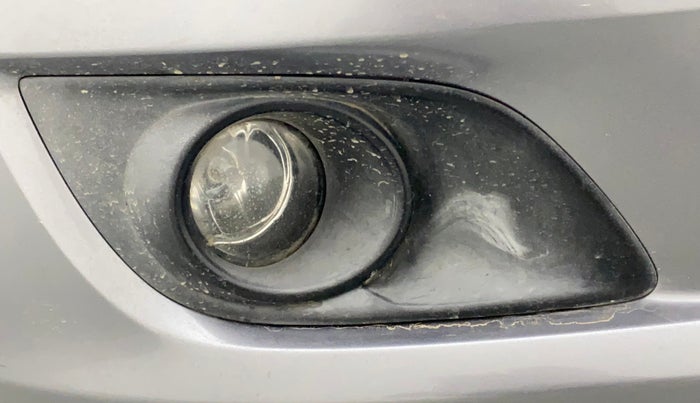 2013 Maruti Swift VXI, Petrol, Manual, 80,824 km, Right fog light - Not working