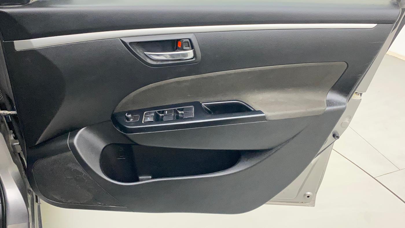 2013 Maruti Swift VXI, Petrol, Manual, 80,824 km, Driver Side Door Panels Control