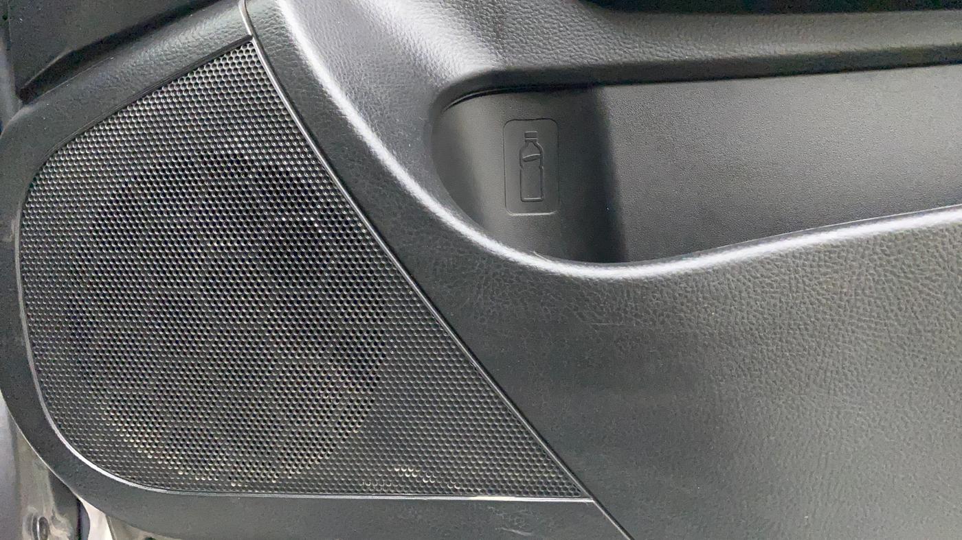 2013 Maruti Swift VXI, Petrol, Manual, 80,824 km, Speaker