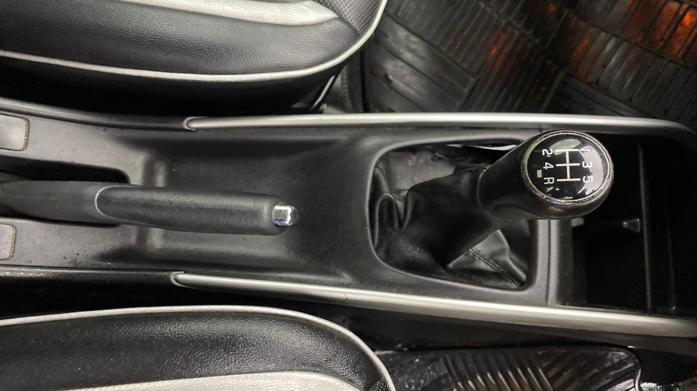 2018 Maruti Baleno ALPHA PETROL 1.2, Petrol, Manual, 74,283 km, Gear Lever