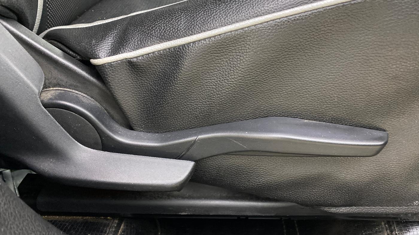 2018 Maruti Baleno ALPHA PETROL 1.2, Petrol, Manual, 74,283 km, Driver Side Adjustment Panel