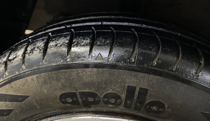 2015 Hyundai Grand i10 SPORTZ 1.2 KAPPA VTVT, Petrol, Manual, 50,149 km, Right Rear Tyre Tread