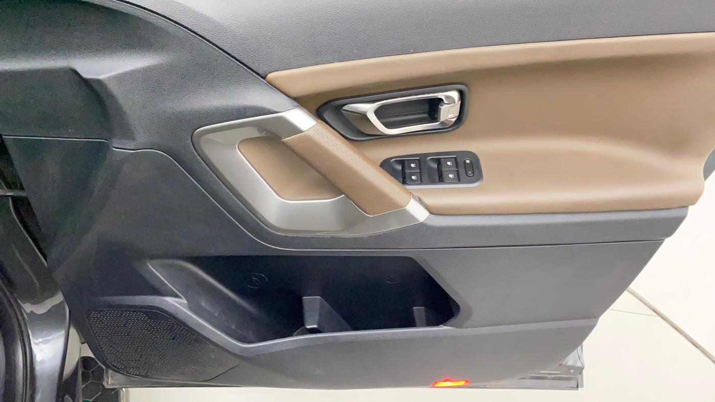 2019 Tata Harrier XZ 2.0L, Diesel, Manual, 43,879 km, Driver Side Door Panels Control