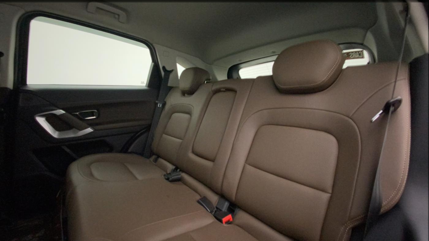 2019 Tata Harrier XZ 2.0L, Diesel, Manual, 43,879 km, Right Side Rear Door Cabin