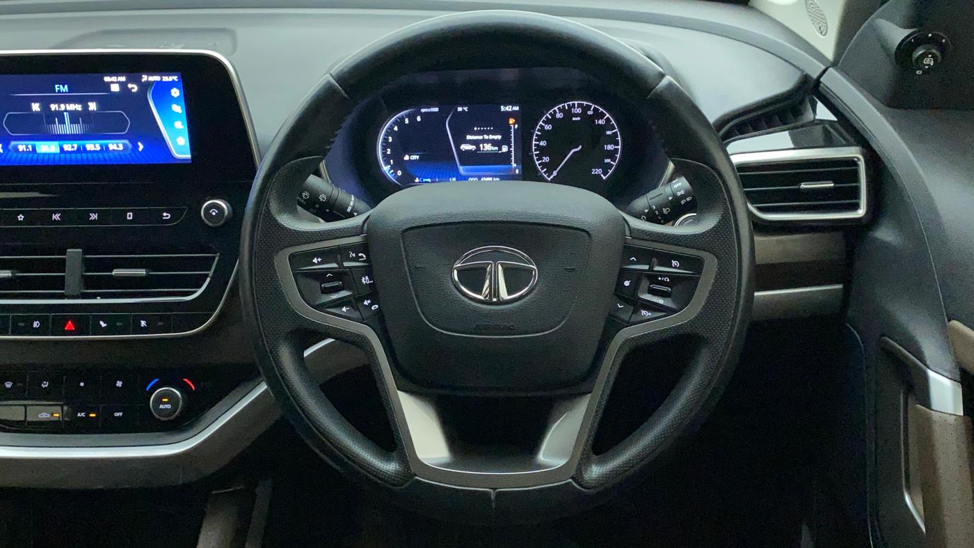 2019 Tata Harrier XZ 2.0L, Diesel, Manual, 43,879 km, Steering Wheel Close Up