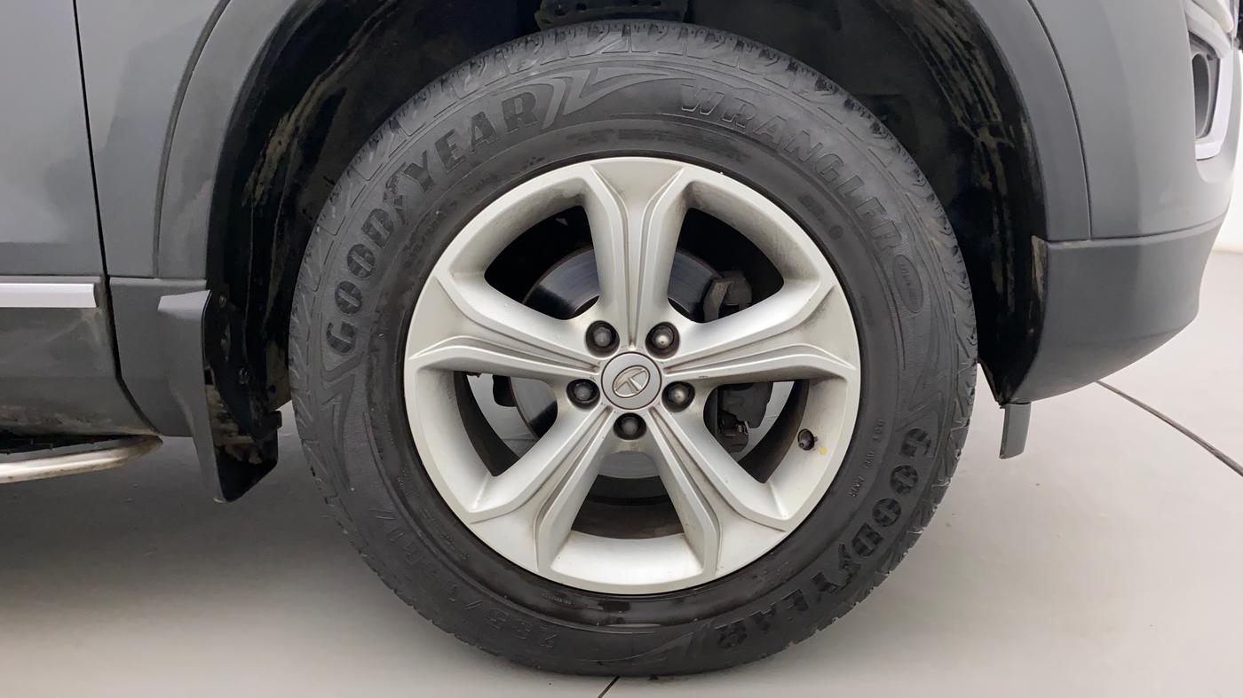 2019 Tata Harrier XZ 2.0L, Diesel, Manual, 43,879 km, Right Front Wheel